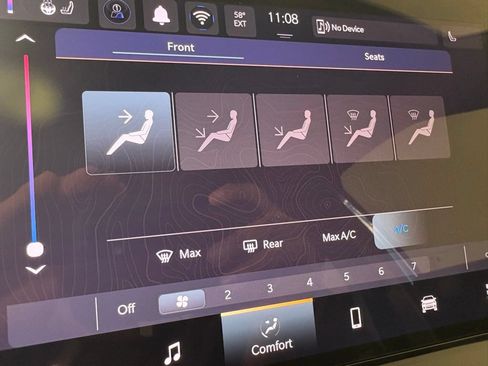 New 2026 Jeep Compass Latitude AWD/4WD image 28