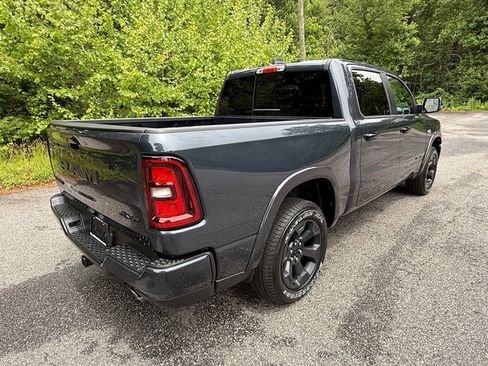 New 2026 RAM 1500 Big Horn AWD/4WD image 7