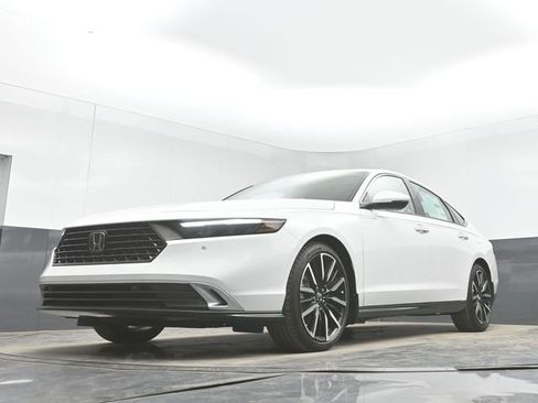 New 2026 Honda Accord Touring image 43