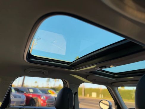 Used 2019 MINI Cooper Countryman image 38