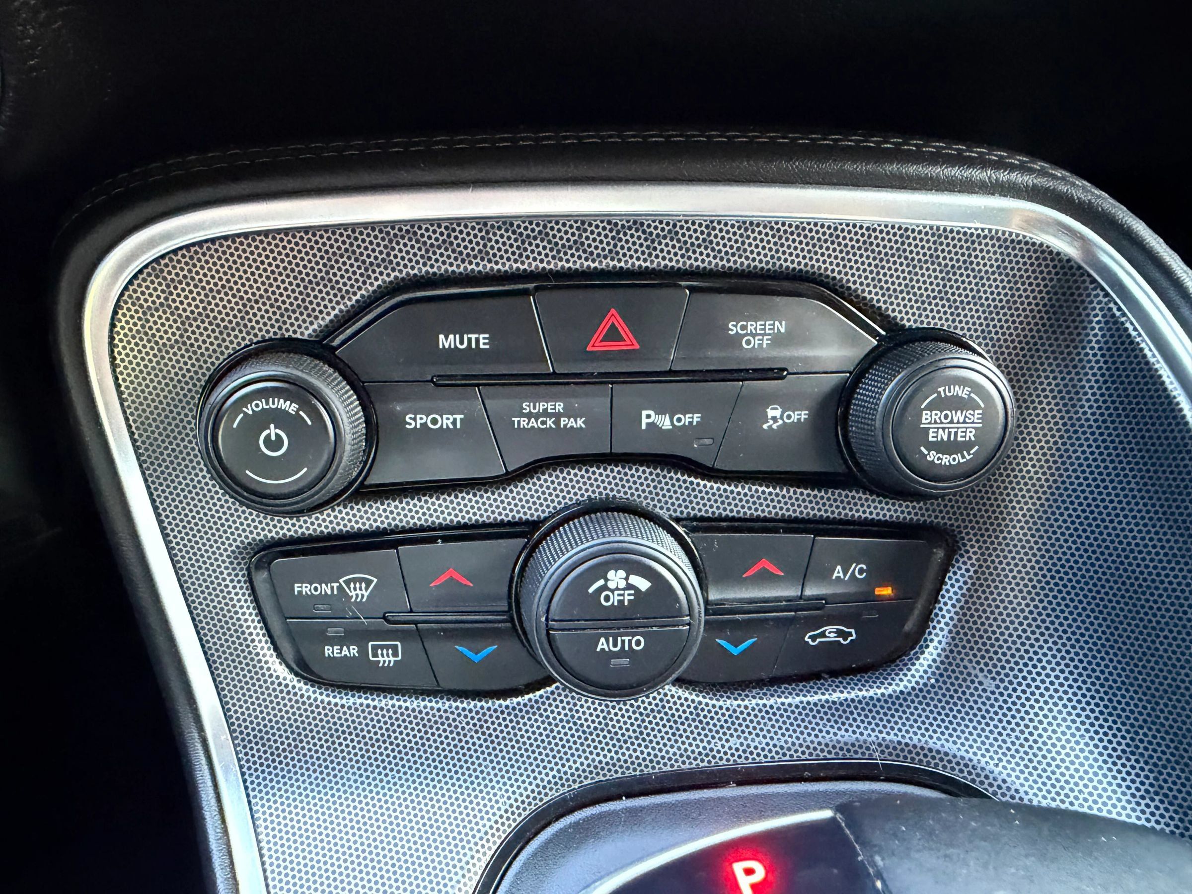 Used 2017 Dodge Challenger R/T Scat Pack RWD image 24