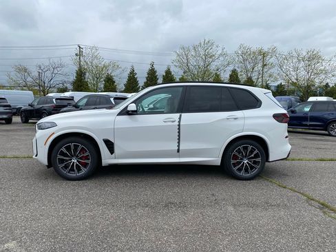 New 2026 BMW X5 xDrive40i w/ M Sport Package AWD/4WD image 4