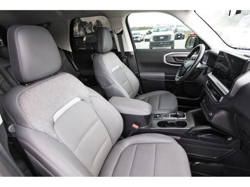 Used 2025 Ford Bronco Sport Badlands w/ Badlands Tech Package AWD/4WD image 29