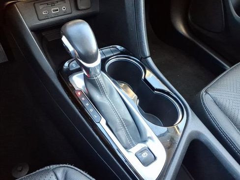 Used 2022 Buick Encore GX Essence w/ Advanced Technology Package FWD image 33