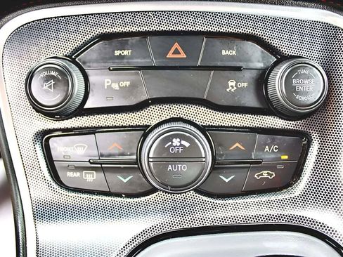 Used 2015 Dodge Challenger R/T Plus image 16