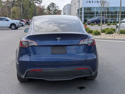 Used 2023 Tesla Model Y Long Range AWD/4WD image 4