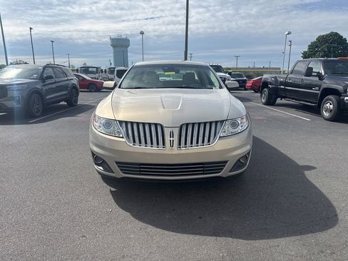 Used 2009 Lincoln MKS FWD image 4