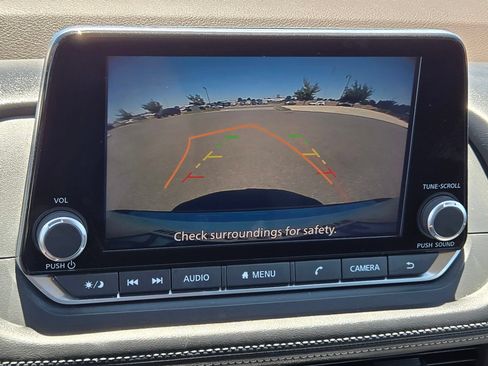 Used 2023 Nissan Rogue SV FWD image 26