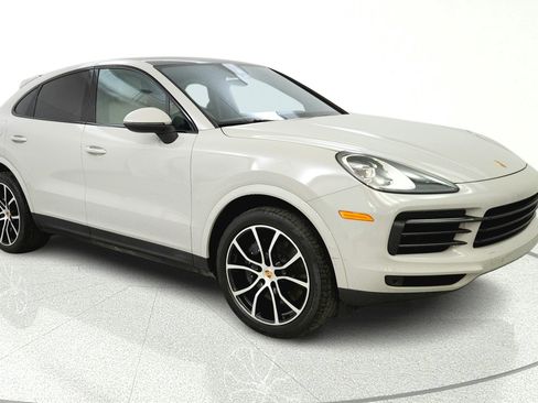 Used 2023 Porsche Cayenne Platinum Edition AWD/4WD image 1