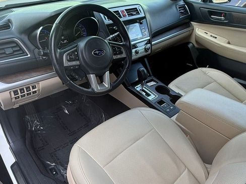 Used 2016 Subaru Outback 2.5i Limited AWD/4WD image 22