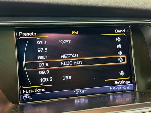 Used 2016 Audi A4 Premium image 21