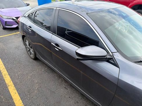 Used 2020 Honda Civic EX image 3
