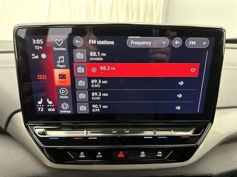 Used 2023 Volkswagen ID.4 Pro S AWD/4WD image 17