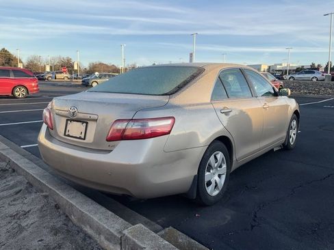 Used 2009 Toyota Camry image 6