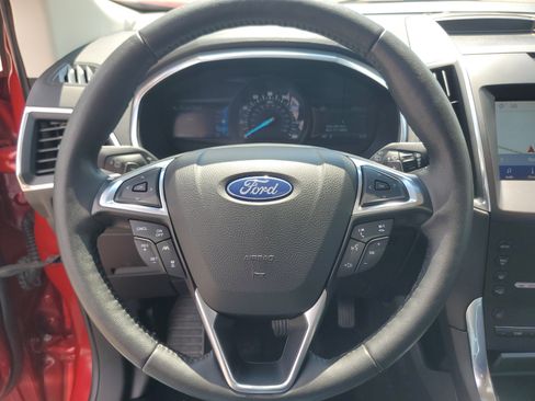 Used 2020 Ford Edge Titanium AWD/4WD image 14