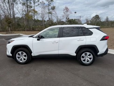 Used 2025 Toyota RAV4 LE image 2