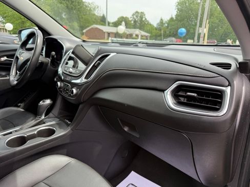 Used 2019 Chevrolet Equinox Premier FWD image 23