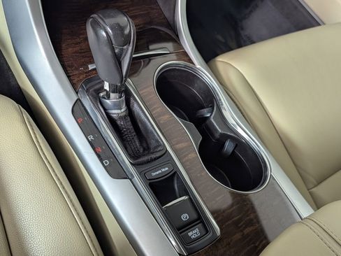 Used 2019 Acura TLX FWD image 21
