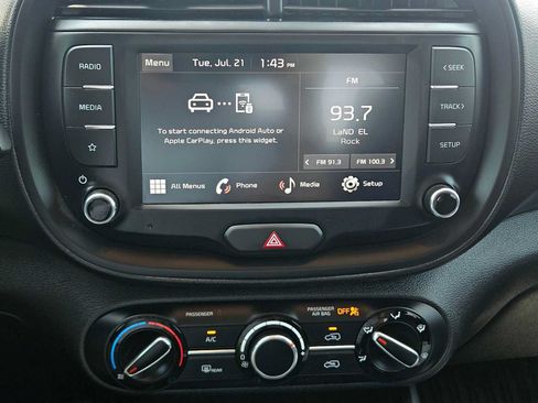Used 2023 Kia Soul LX FWD image 26