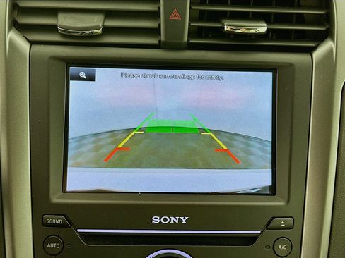 Used 2016 Ford Fusion Energi Titanium w/ Driver Assist Package image 21