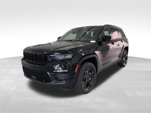 New 2025 Jeep Grand Cherokee Limited w/ Luxury Tech Group II image 11