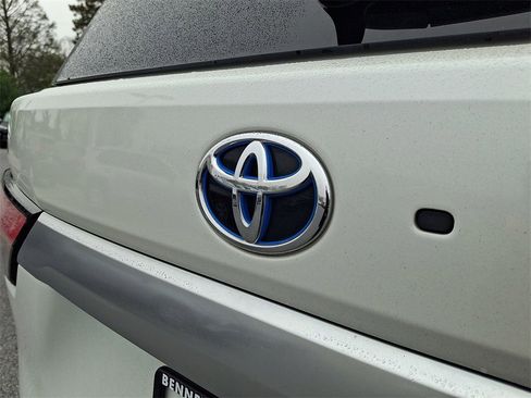 Certified 2023 Toyota Sequoia Capstone image 30