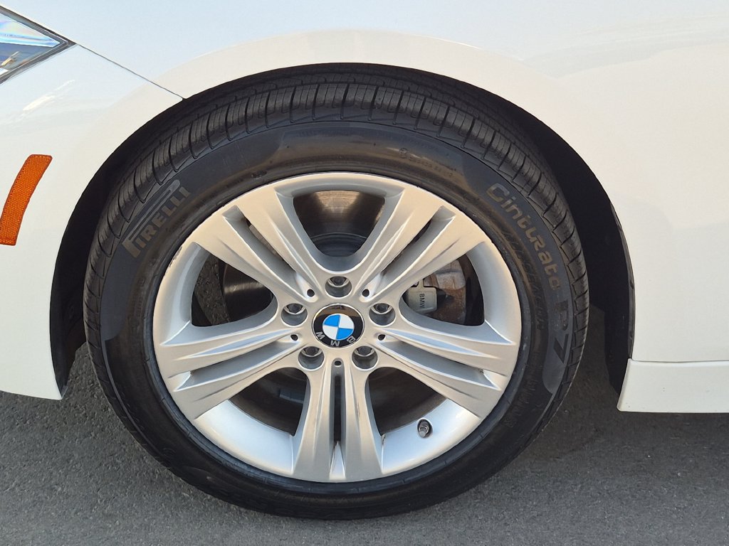 Used 2016 BMW 328i xDrive Sedan AWD/4WD image 31