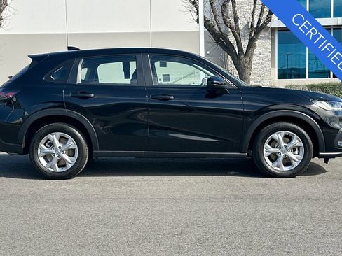 Certified 2025 Honda HR-V LX image 3