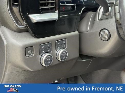 Used 2022 GMC Sierra 1500 SLT w/ SLT Premium Plus Package AWD/4WD image 12