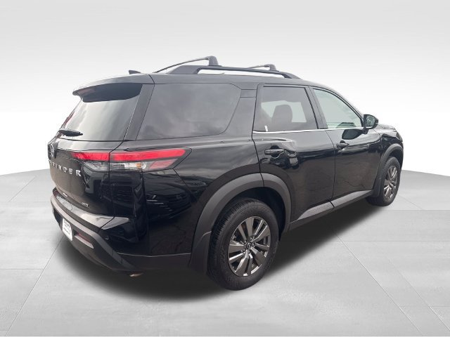 Certified 2025 Nissan Pathfinder SV AWD/4WD image 5
