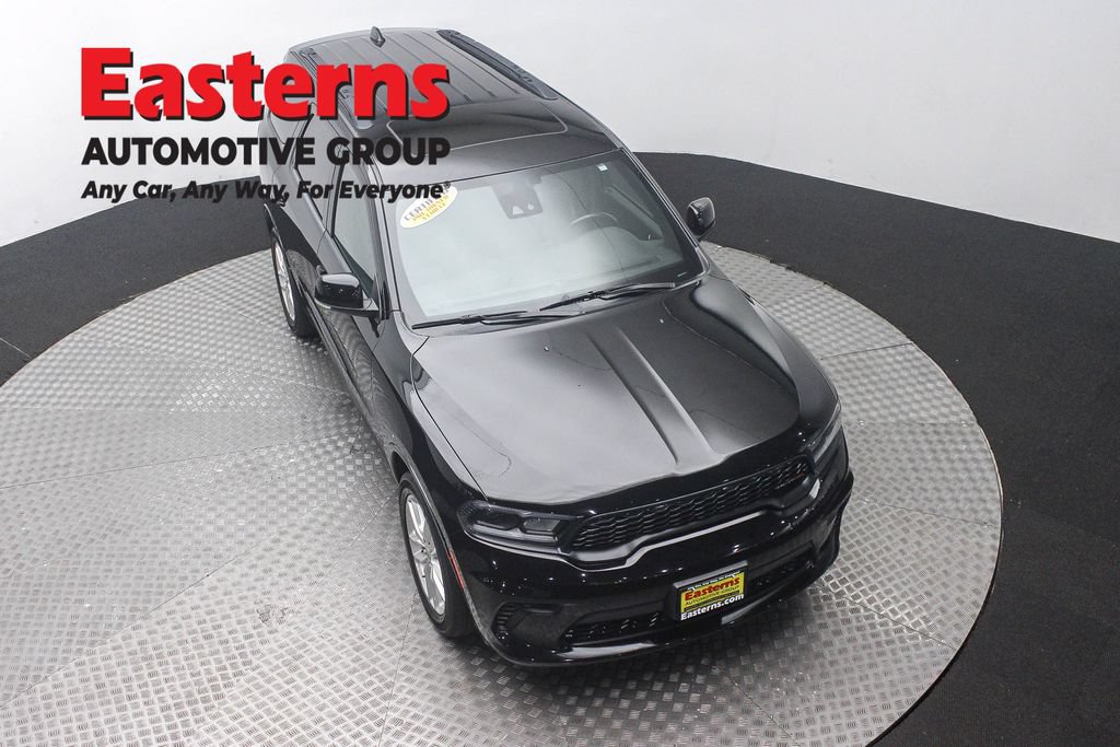 Used 2024 Dodge Durango GT RWD image 4