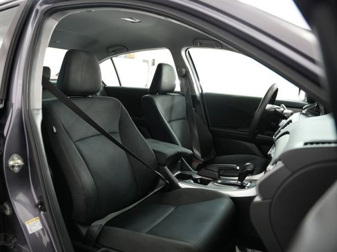 Used 2015 Honda Accord LX image 49