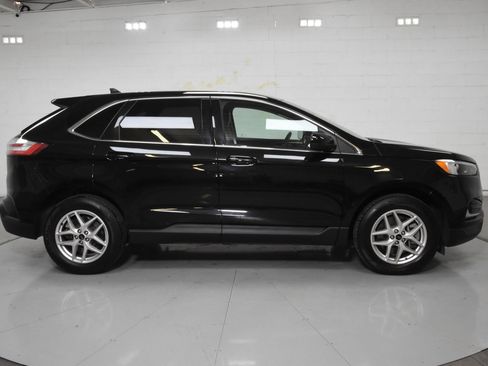 Used 2024 Ford Edge SEL AWD/4WD image 5
