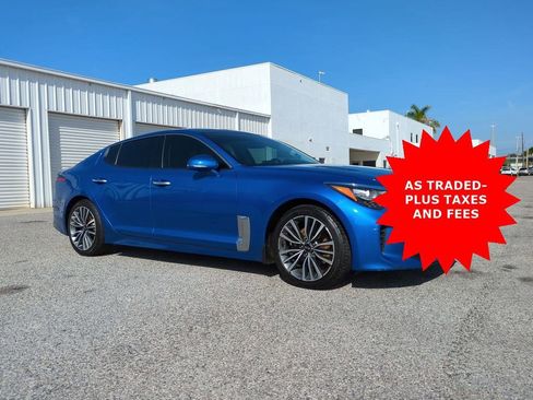 Used 2019 Kia Stinger Premium image 3