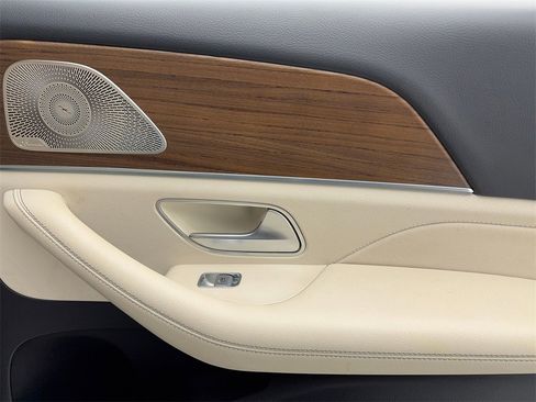 Used 2022 Mercedes-Benz GLE 350 4MATIC w/ AMG Line Exterior image 52