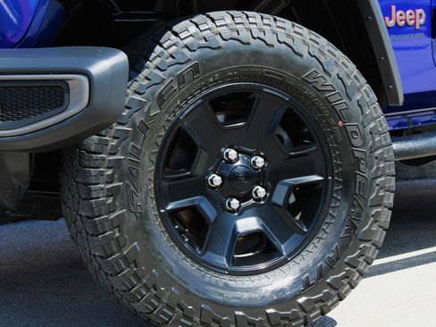 Used 2019 Jeep Wrangler Rubicon AWD/4WD image 23