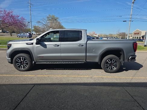 Used 2024 GMC Sierra 1500 AT4 w/ Technology Package image 7