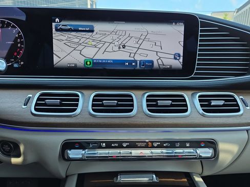 New 2025 Mercedes-Benz GLE 450e GLE 450e image 23