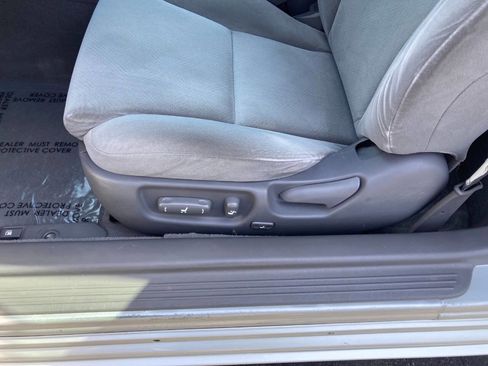 Used 2004 Toyota Solara SE image 48