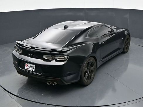 Used 2021 Chevrolet Camaro SS RWD image 33