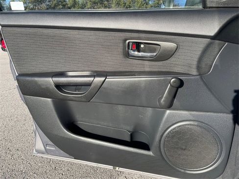 Used 2008 MAZDA MAZDA3 i Sport image 21