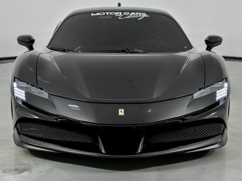 Used 2022 Ferrari SF90 Stradale image 5