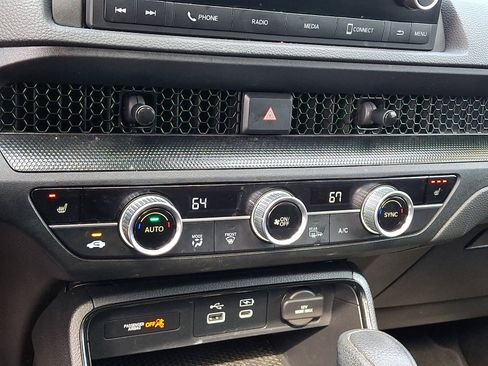 Used 2023 Honda CR-V EX image 16