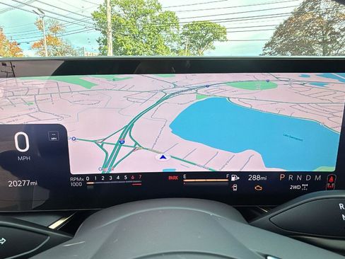 Certified 2025 Buick Envision Avenir image 16