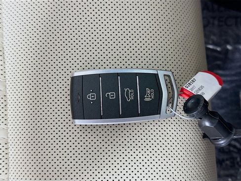 Used 2017 Genesis G90 5.0 Ultimate image 42