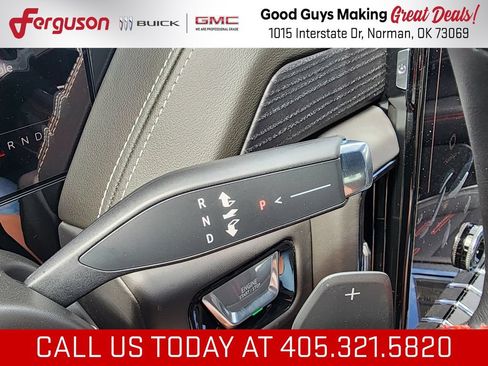 New 2026 GMC Yukon AT4 Ultimate AWD/4WD image 25