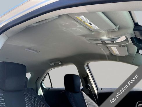 Used 2017 Chevrolet Equinox LS FWD image 18