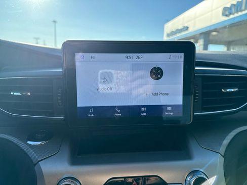 Used 2022 Ford Explorer XLT w/ Equipment Group 202A image 23