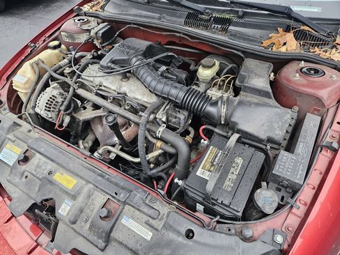 Used 2000 Chevrolet Cavalier Sedan image 17