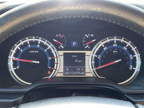 Used 2018 Toyota 4Runner SR5 image 17